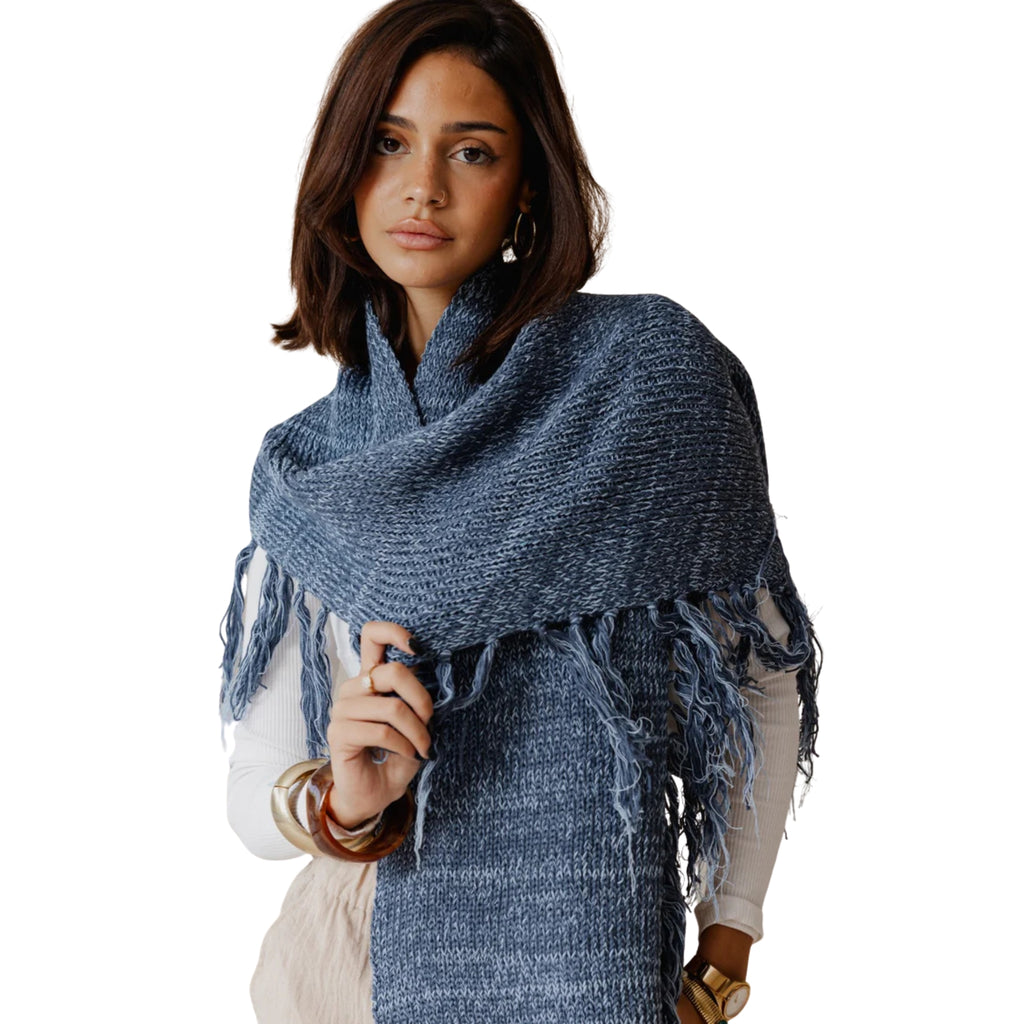 عباءة يدوية مصنوعة يدويًا باللون الأزرق البحري